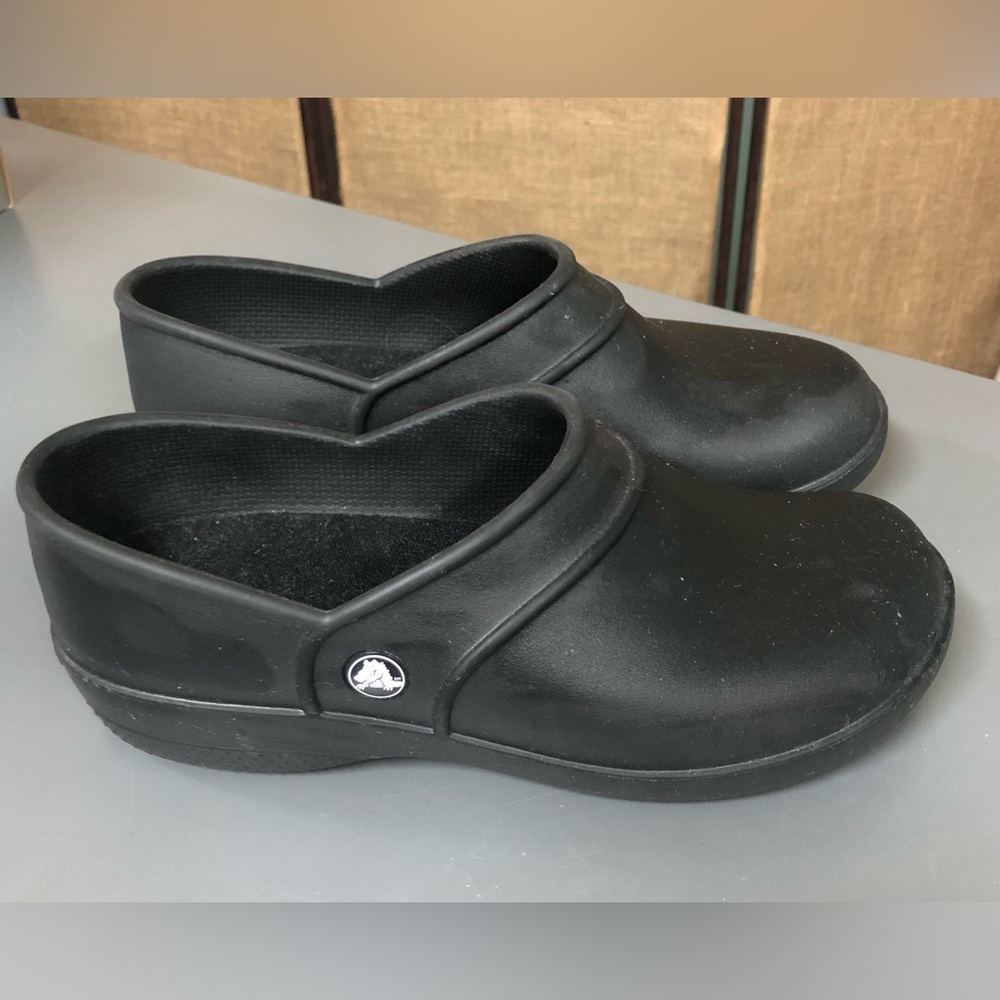 Women’s Crocs Neria Pro II Work Clogs size 7 Slip On